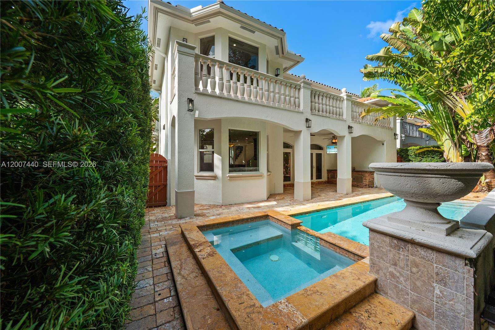 4065 Battersea Rd, Miami, FL 33133 | Picture 2