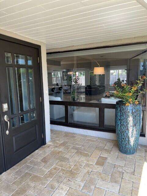 5880 22nd, Fort Lauderdale, FL 33308 - For Sale photo 2