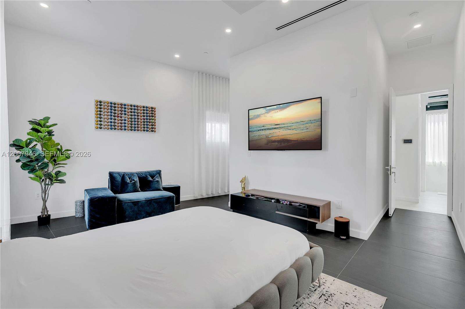 11 Century Ln, Miami Beach, FL 33139 | Picture 7