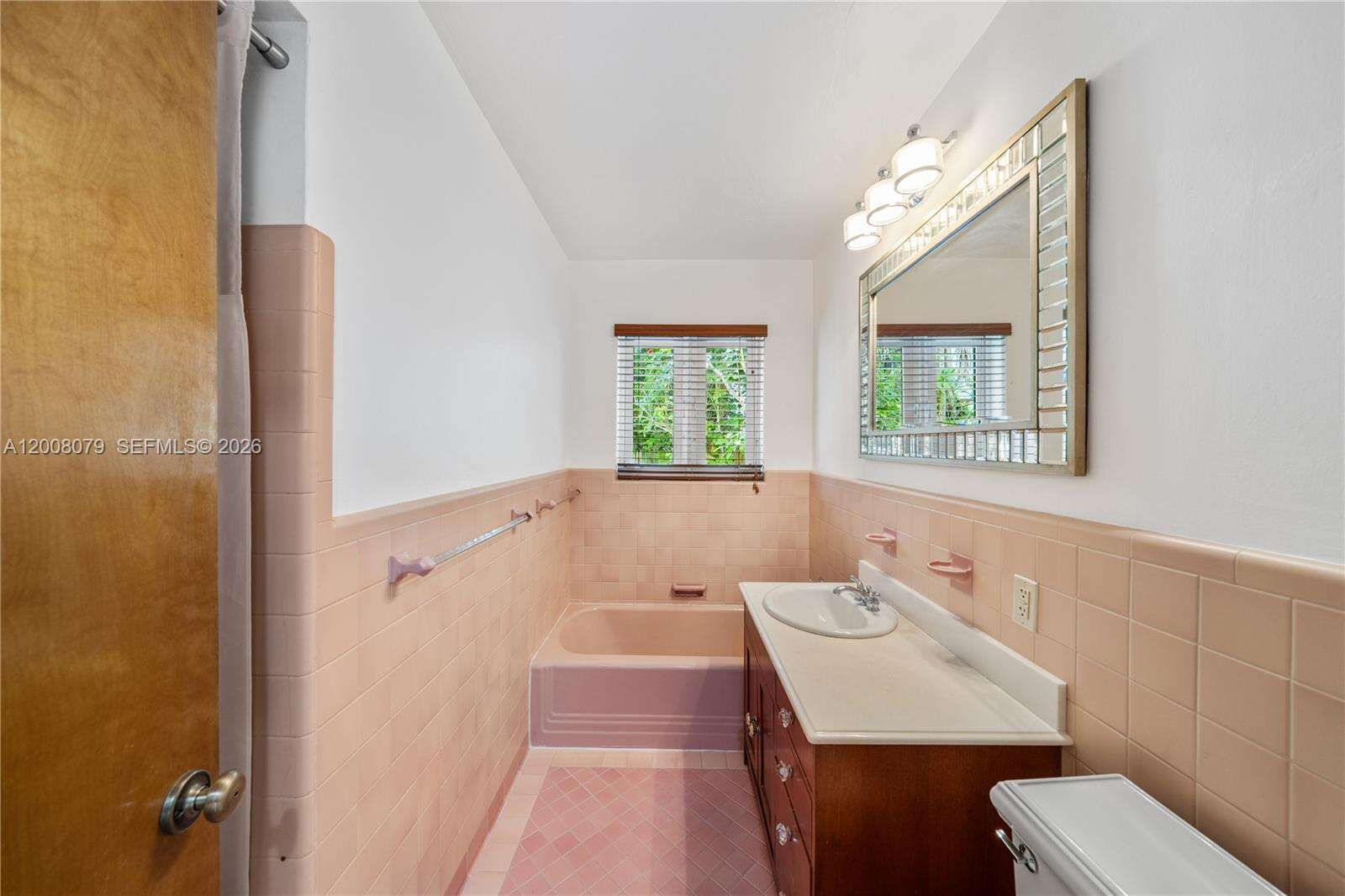 739 Lakeview Dr, Miami Beach, FL 33140 | Picture 11