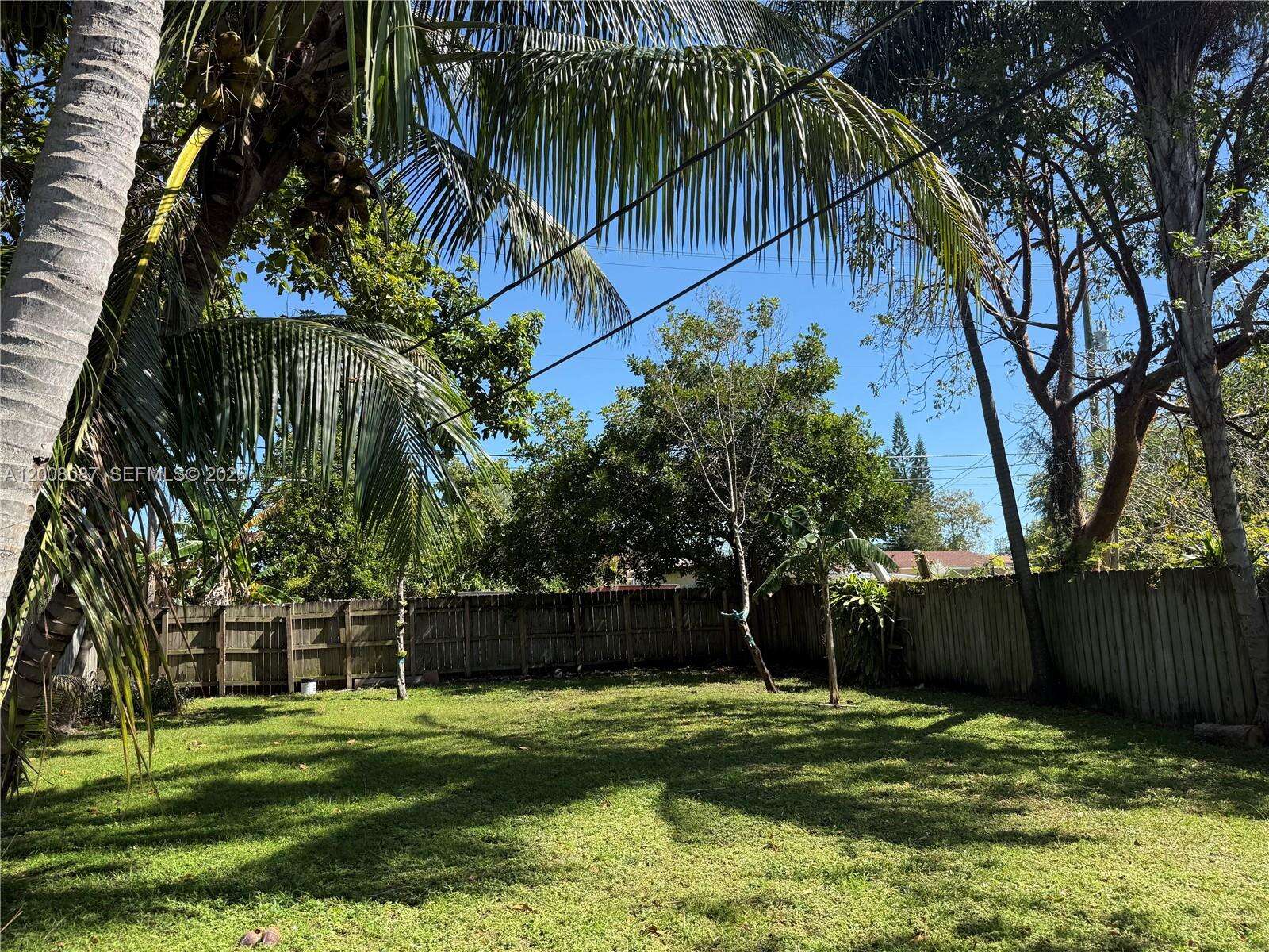 2323 Cleveland St, Hollywood, FL 33020 - For Sale photo 4