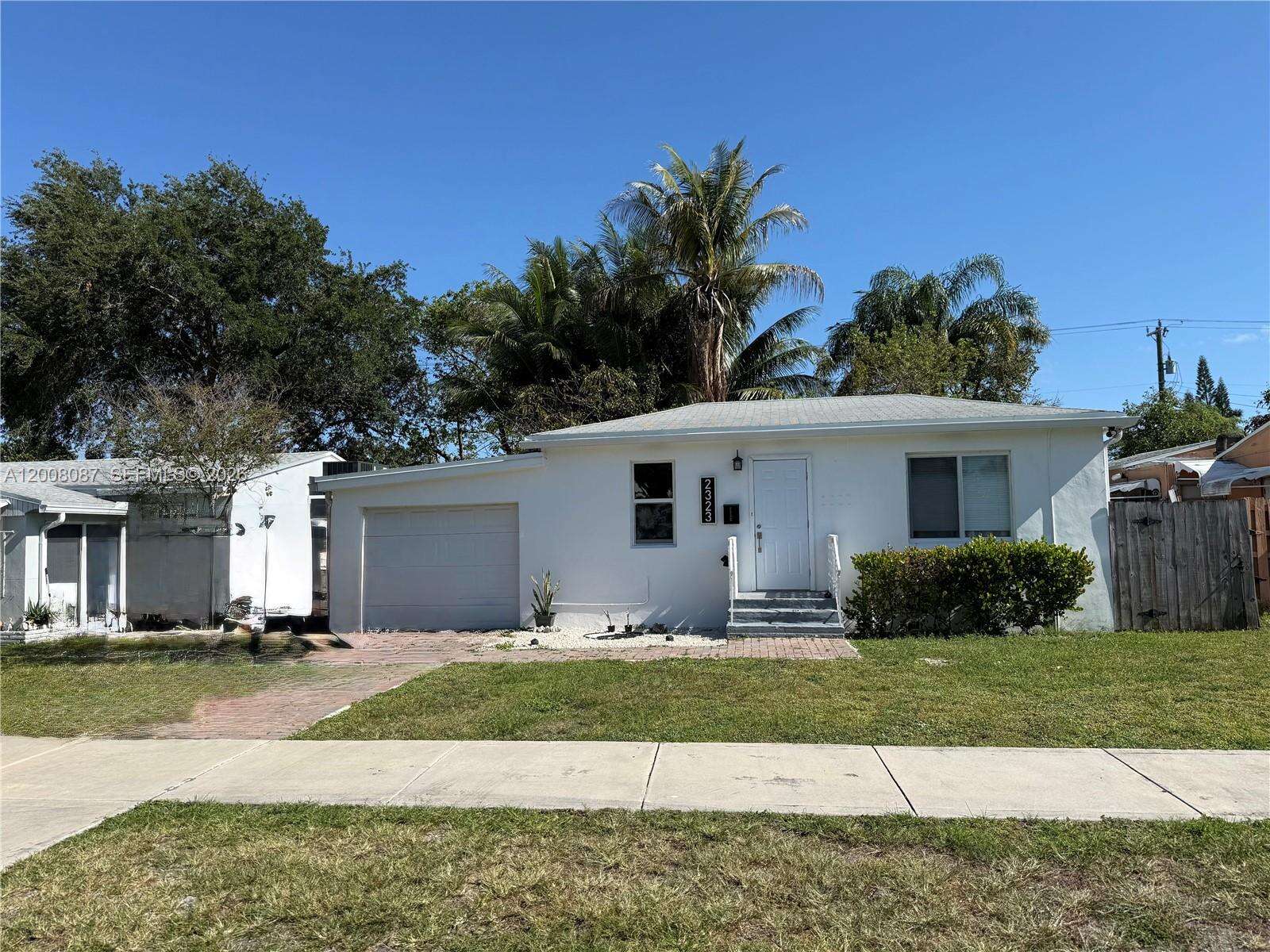 2323 Cleveland St, Hollywood, FL 33020 - For Sale photo 5