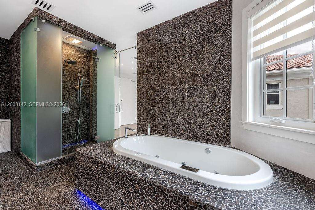 3949 194th Ln, Sunny Isles Beach, FL 33160 | Picture 23