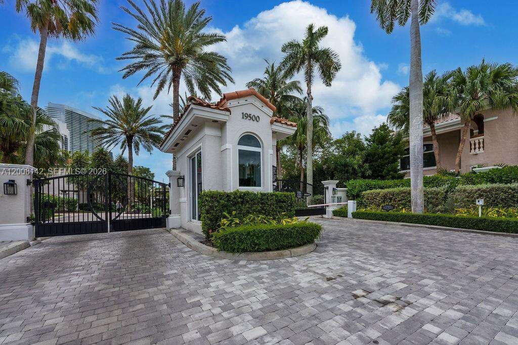 3949 194th Ln, Sunny Isles Beach, FL 33160 | Picture 37