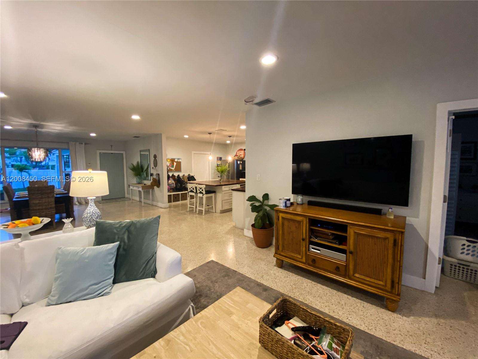 3485 Meridian Ave, Miami Beach, FL 33140 - For Sale photo 9