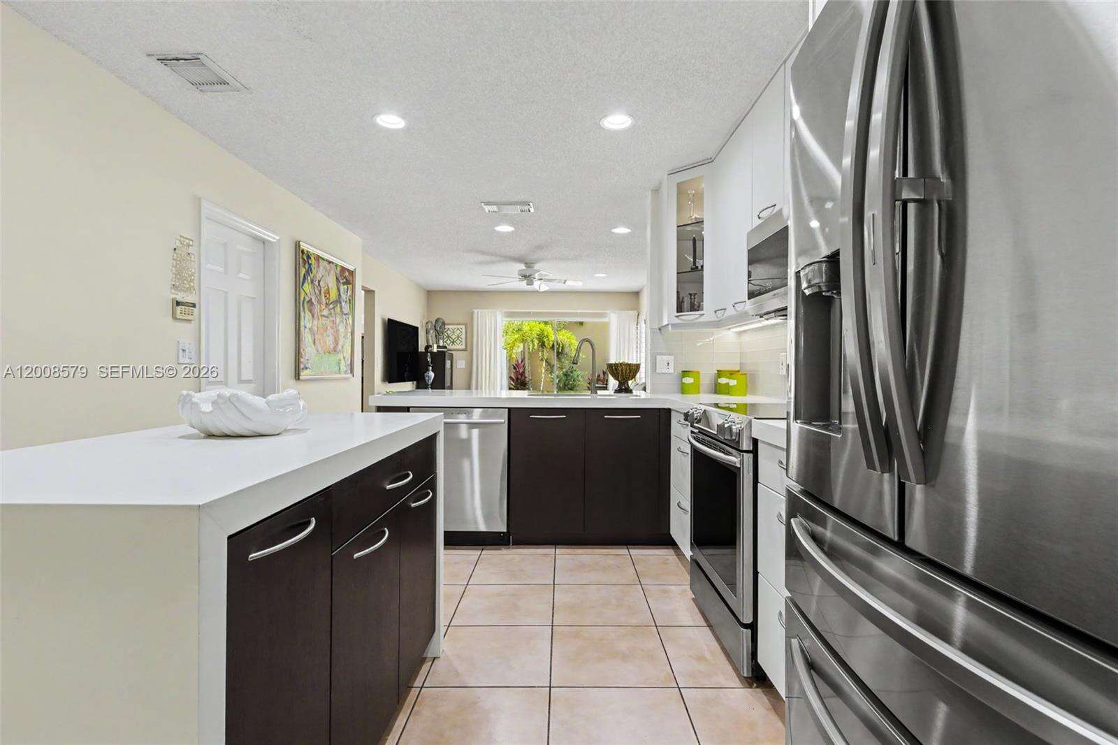 1125 Queen Palm Ct, Hollywood, FL 33019 | Picture 6