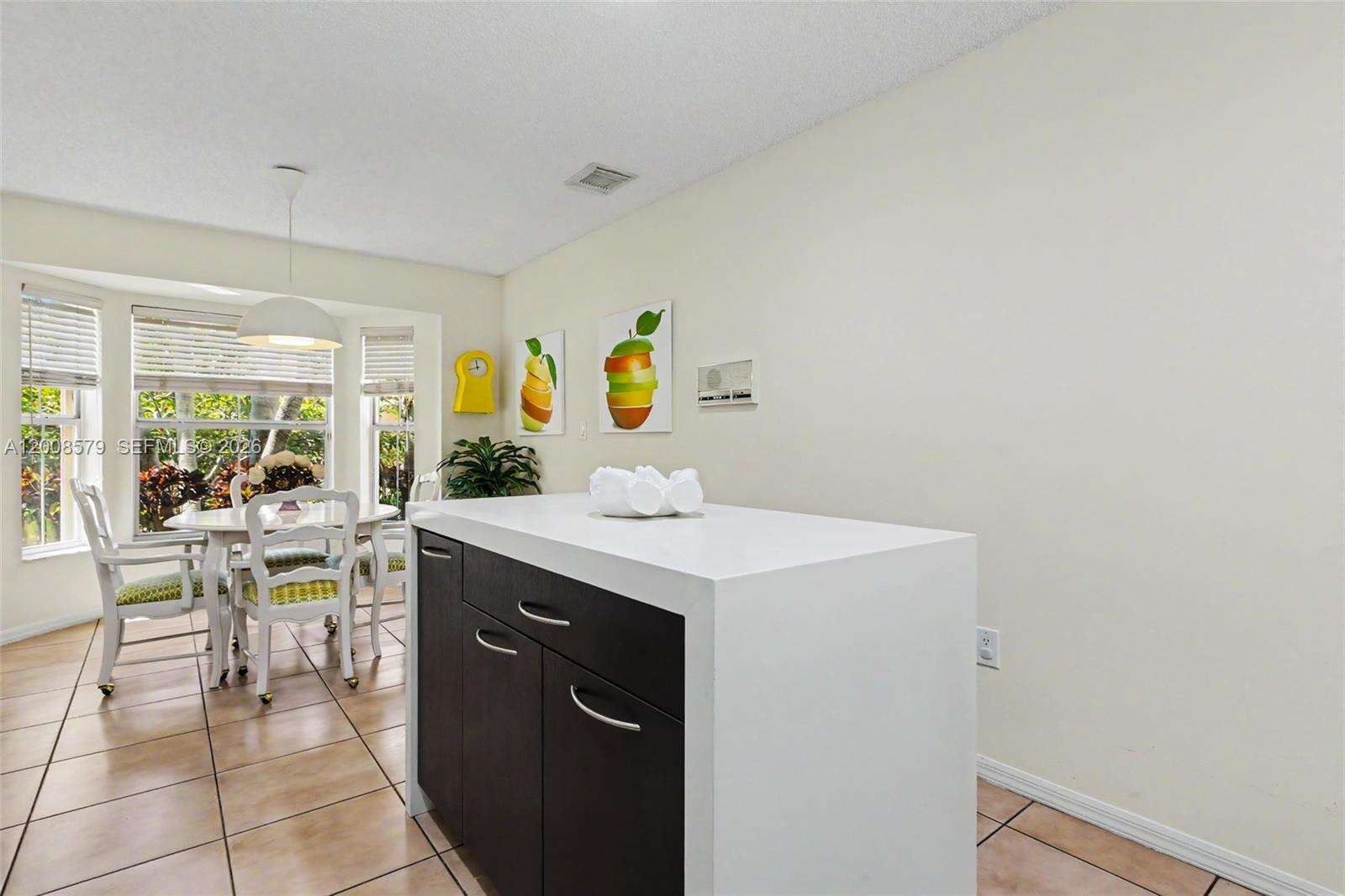 1125 Queen Palm Ct, Hollywood, FL 33019 | Picture 7