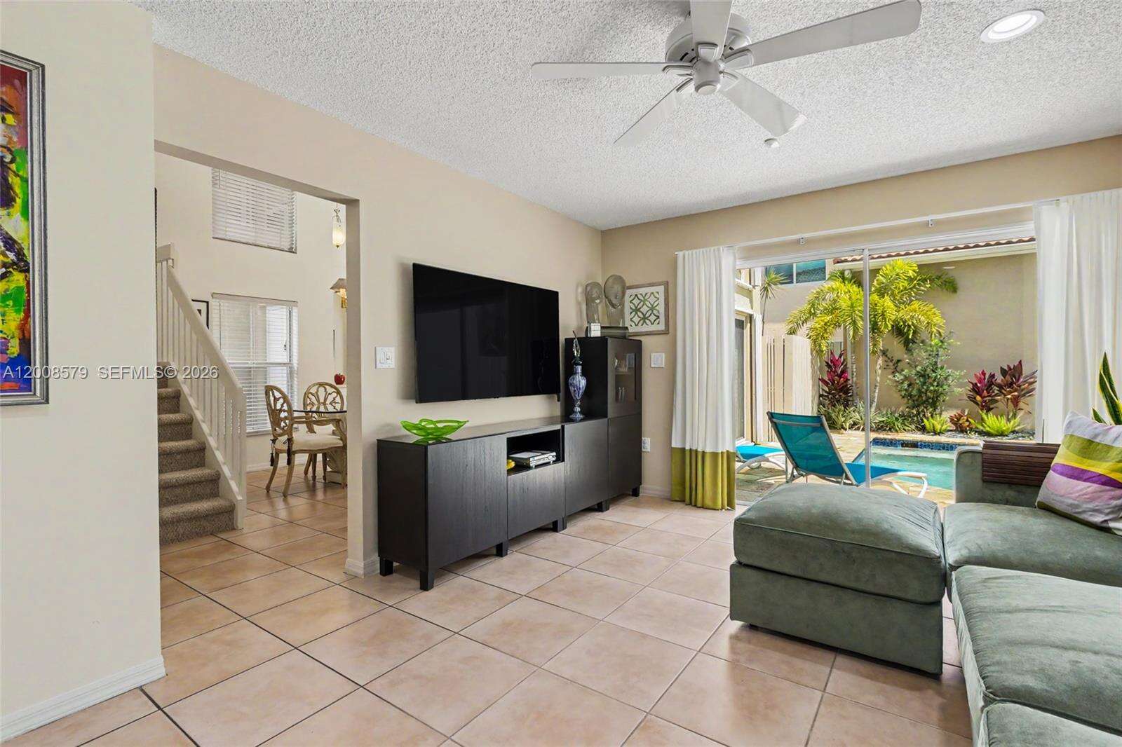 1125 Queen Palm Ct, Hollywood, FL 33019 | Picture 10