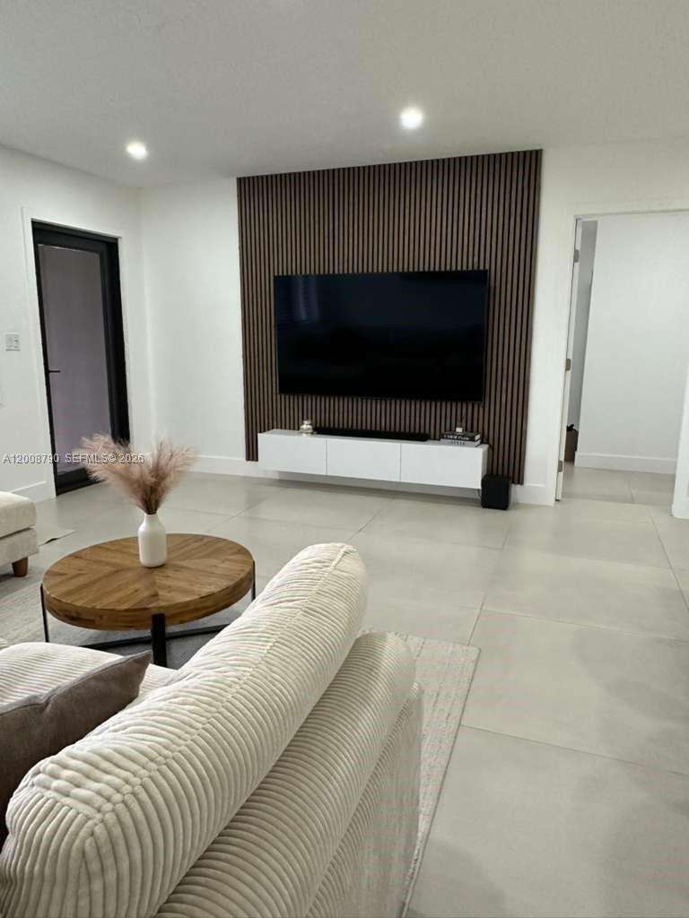 1524 14th Ter, Fort Lauderdale, FL 33304 | Picture 1