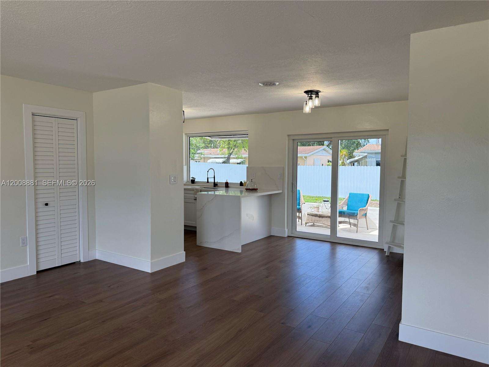 7525 Garfield St, Hollywood, FL 33024 - For Sale photo 4