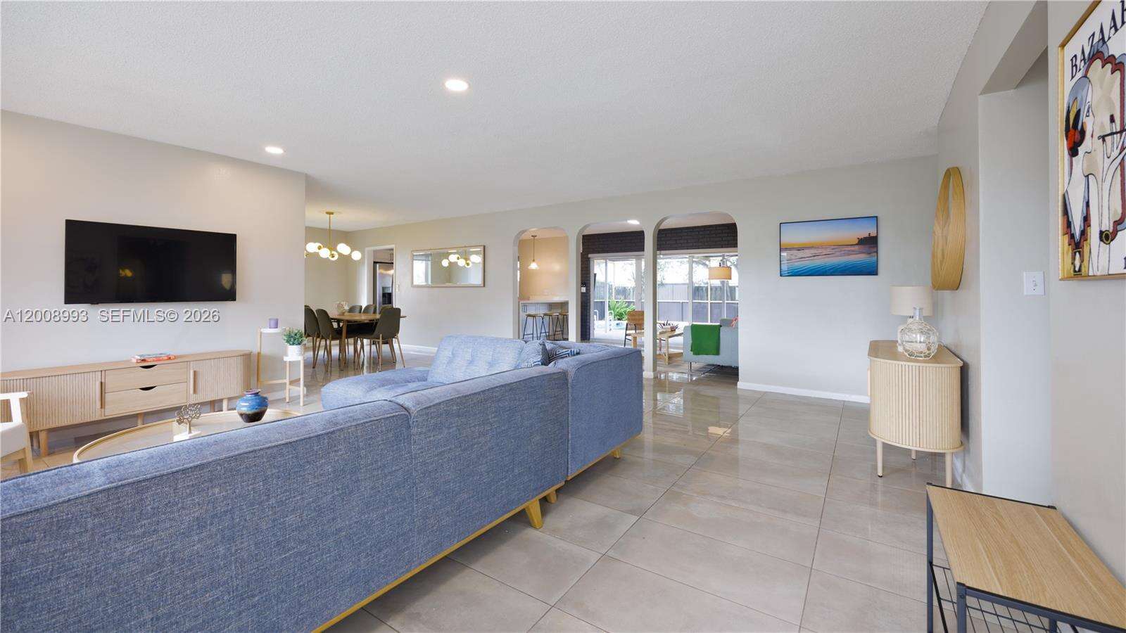 609 Crescent Dr, Hollywood, FL 33021 - For Sale photo 3