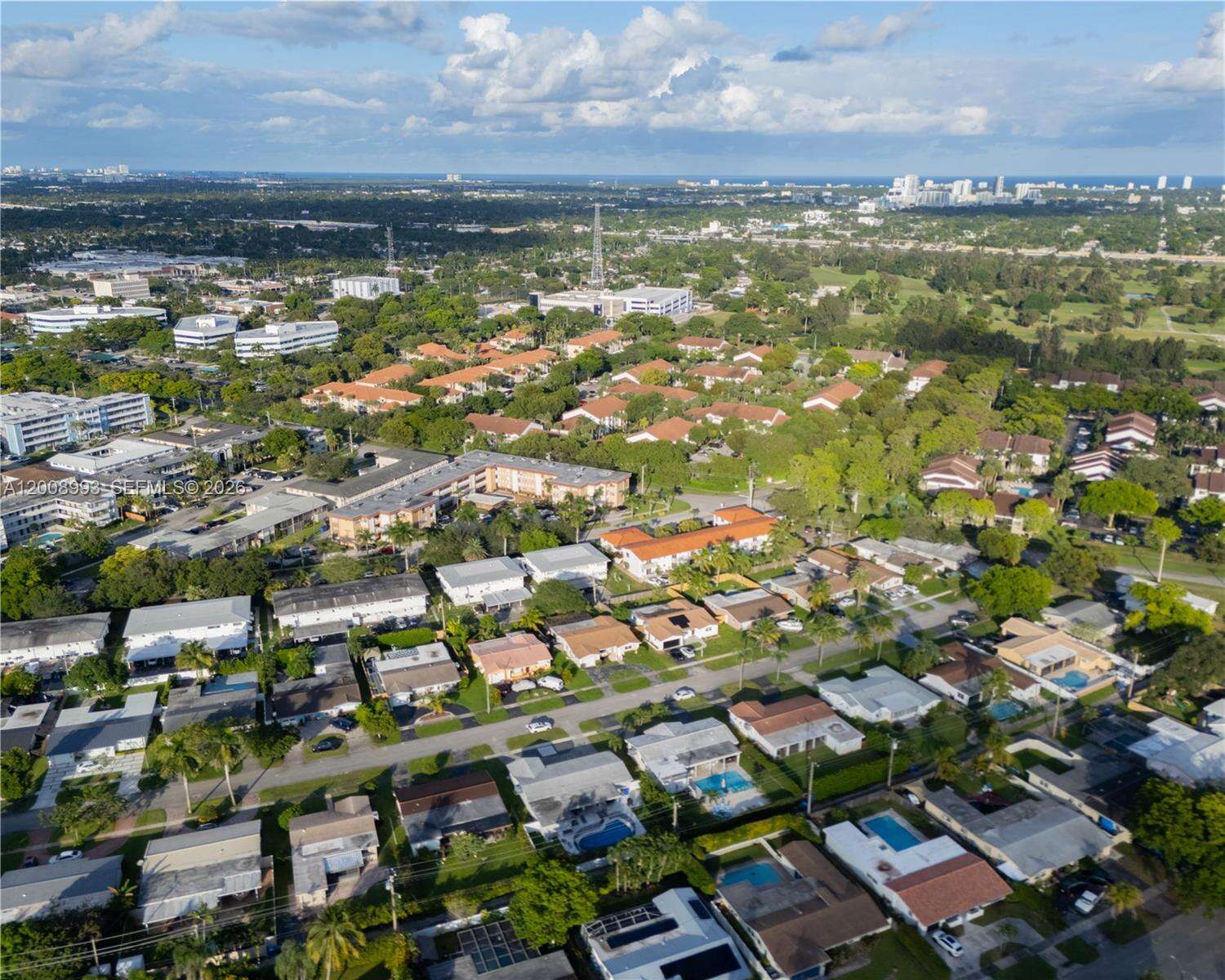 609 Crescent Dr, Hollywood, FL 33021 - For Sale photo 30