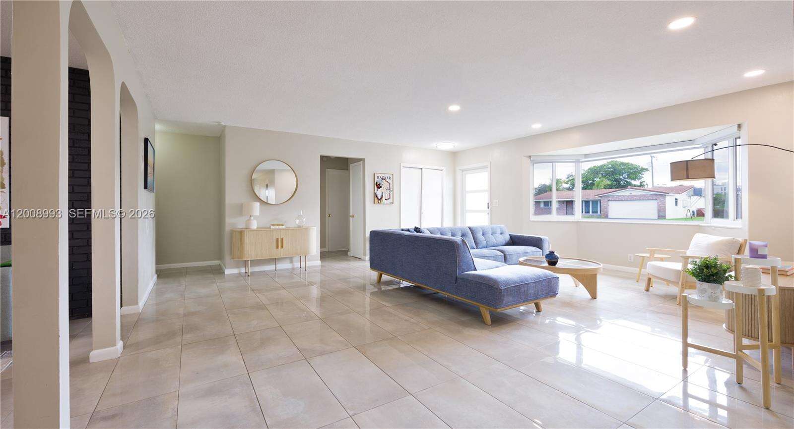 609 Crescent Dr, Hollywood, FL 33021 - For Sale photo 6