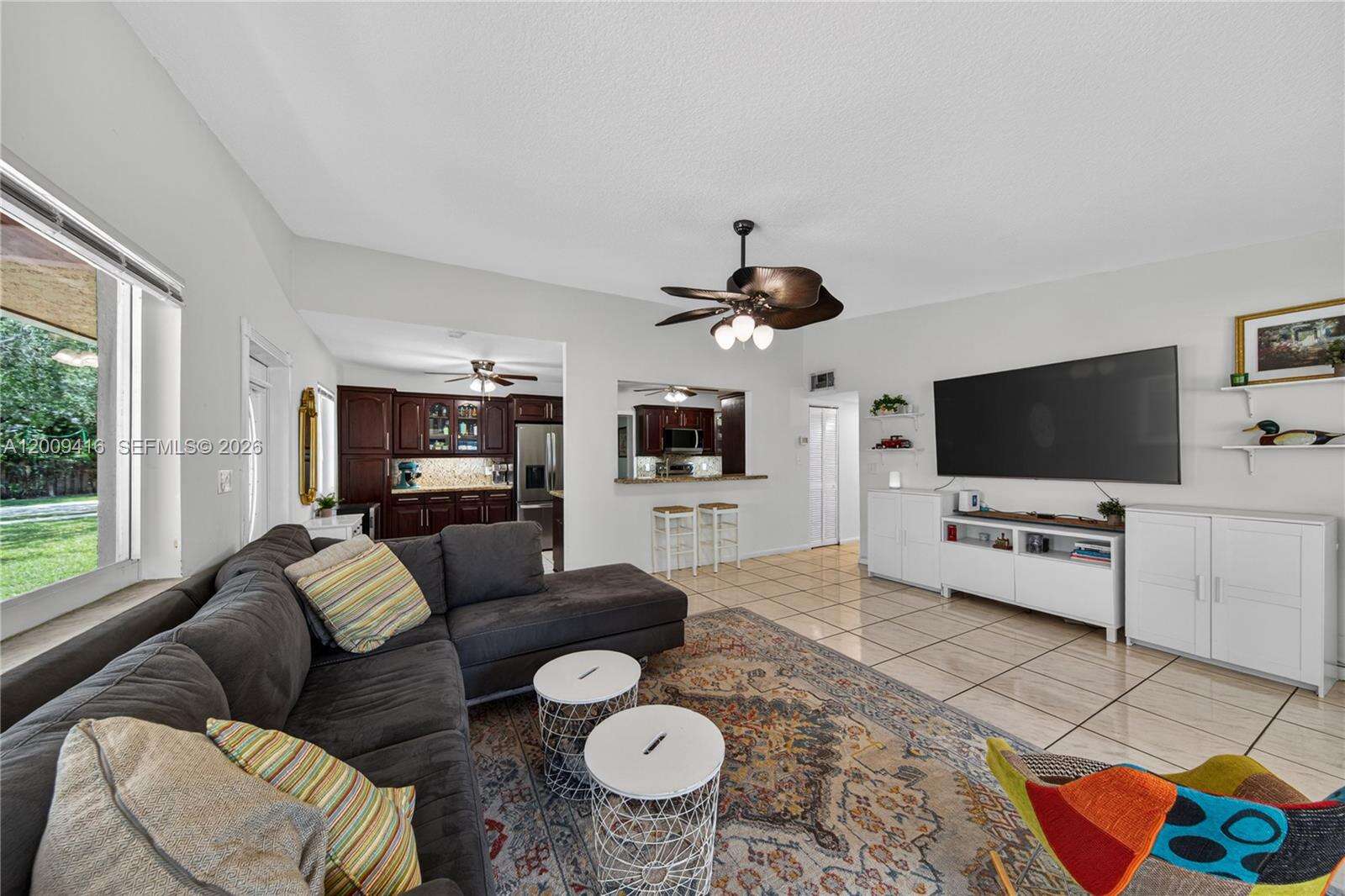 211 57th Way, Hollywood, FL 33023 - For Sale photo 12