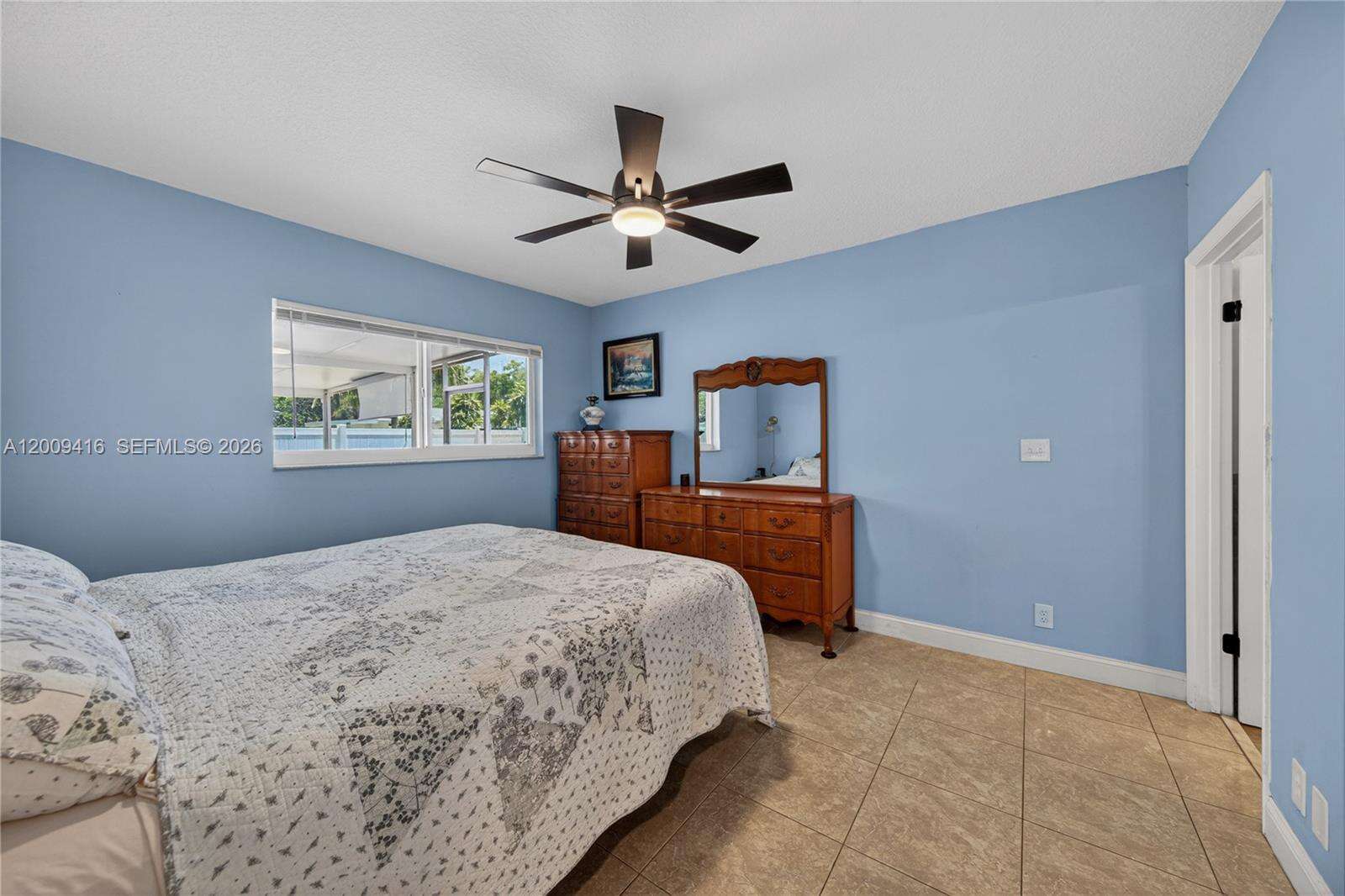 211 57th Way, Hollywood, FL 33023 - For Sale photo 15