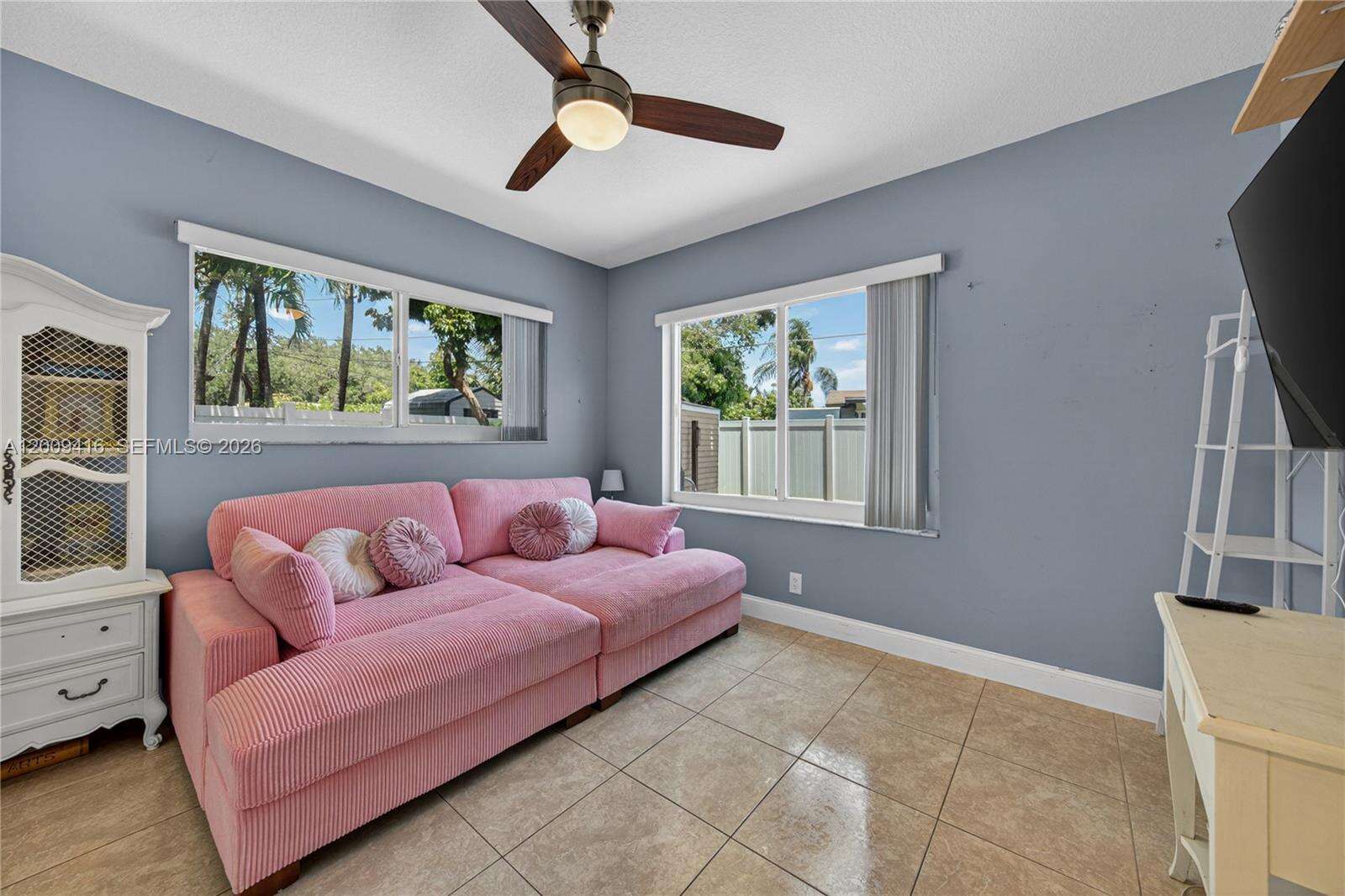 211 57th Way, Hollywood, FL 33023 - For Sale photo 19