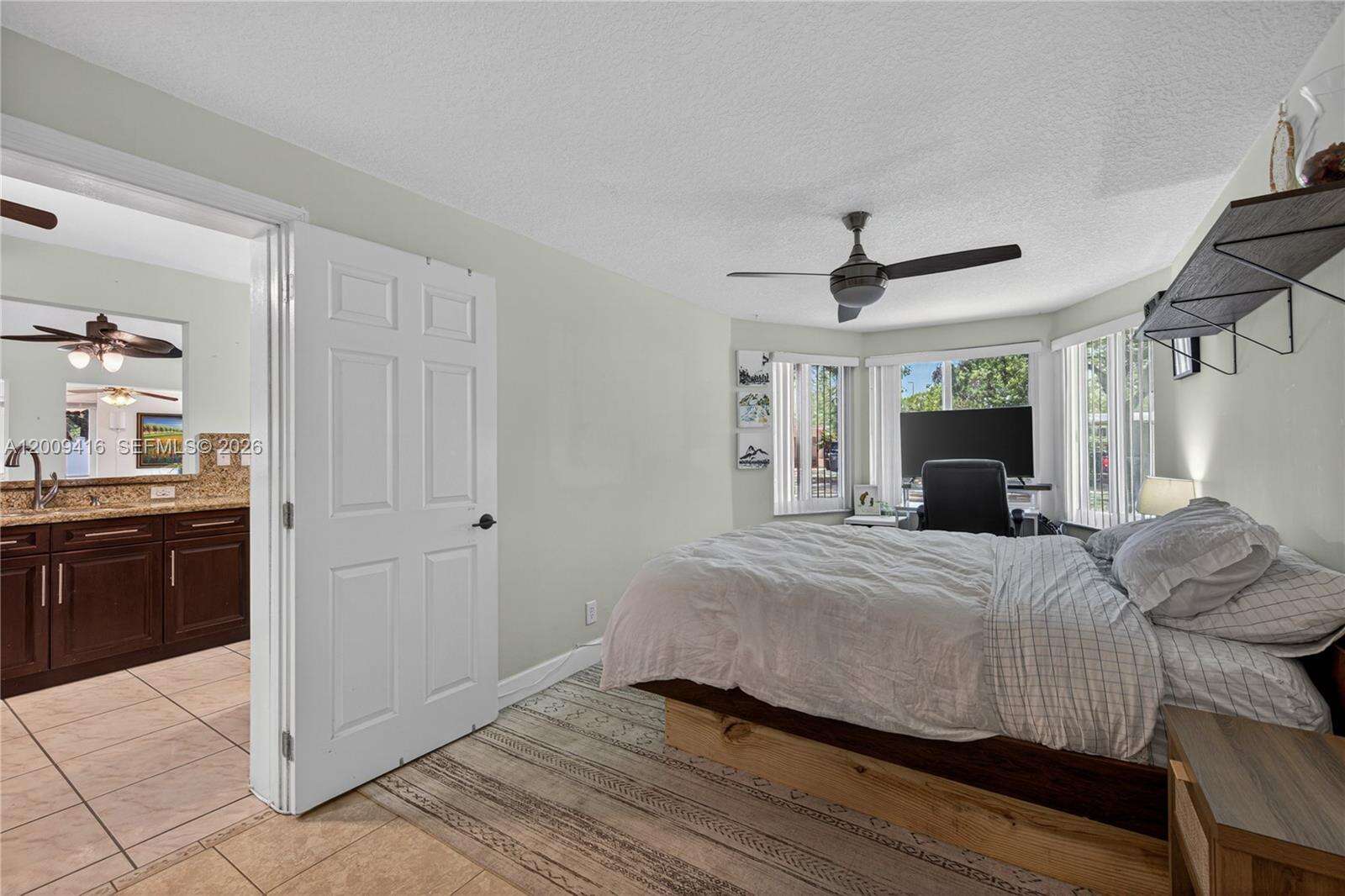 211 57th Way, Hollywood, FL 33023 - For Sale photo 24