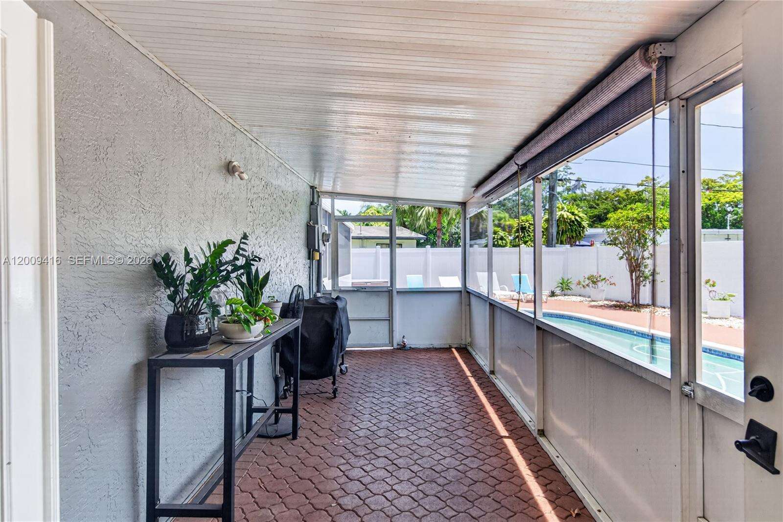 211 57th Way, Hollywood, FL 33023 - For Sale photo 28