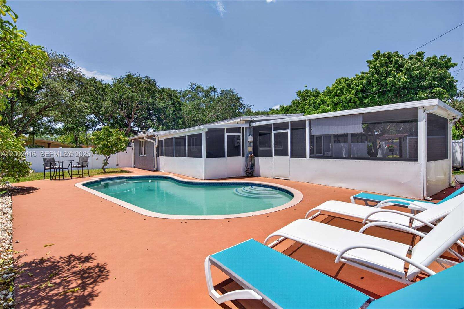 211 57th Way, Hollywood, FL 33023 - For Sale photo 29