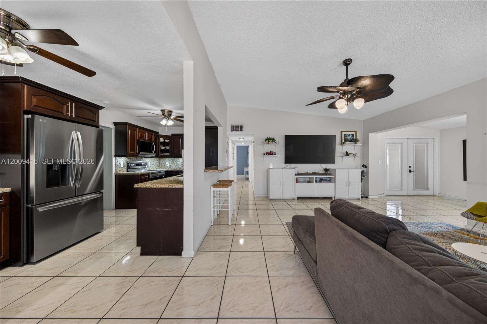211 57th Way, Hollywood, FL 33023 - For Sale photo 7