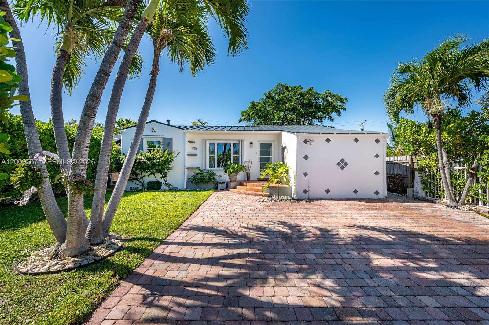 1756 71st St, Miami Beach, FL 33141 | Picture 1
