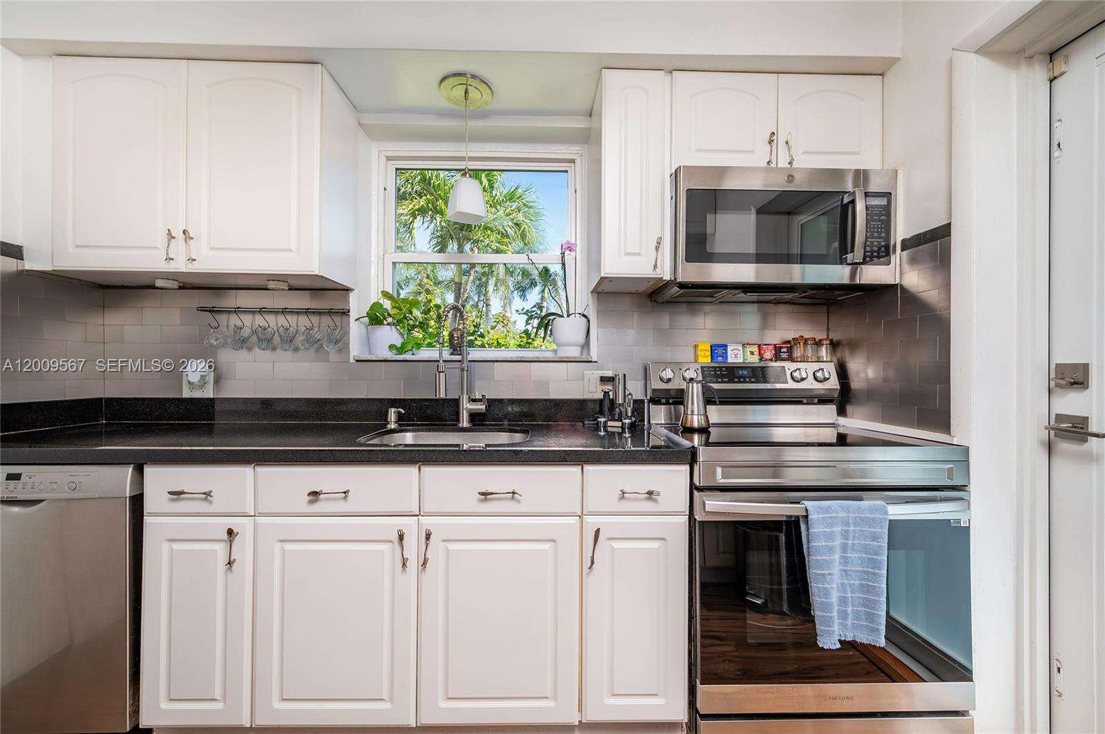 1756 71st St, Miami Beach, FL 33141 | Picture 4