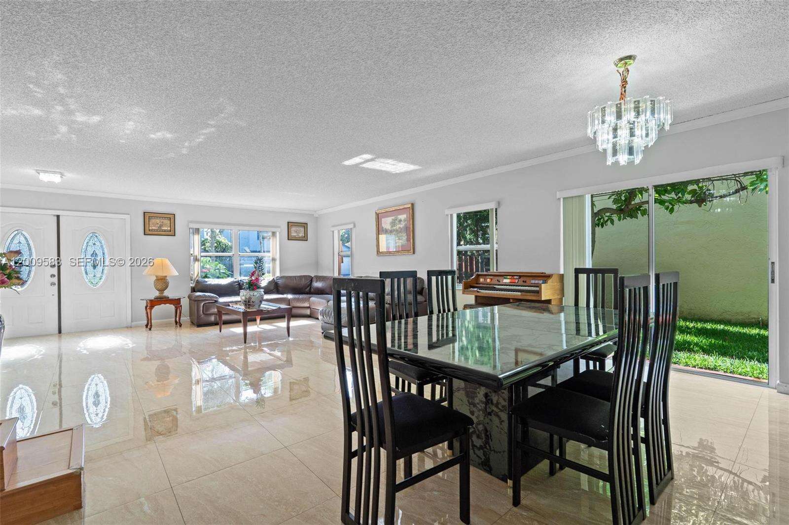 1001 100th Ter, Pembroke Pines, FL 33025 - For Sale photo 12