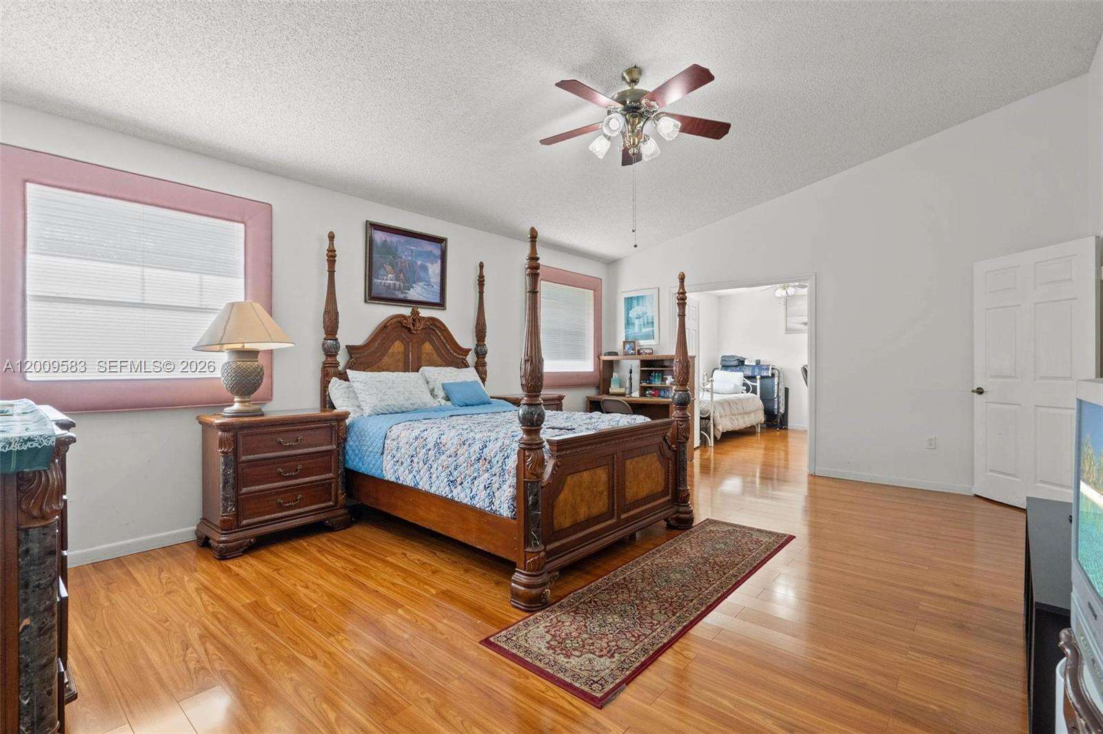 1001 100th Ter, Pembroke Pines, FL 33025 - For Sale photo 34