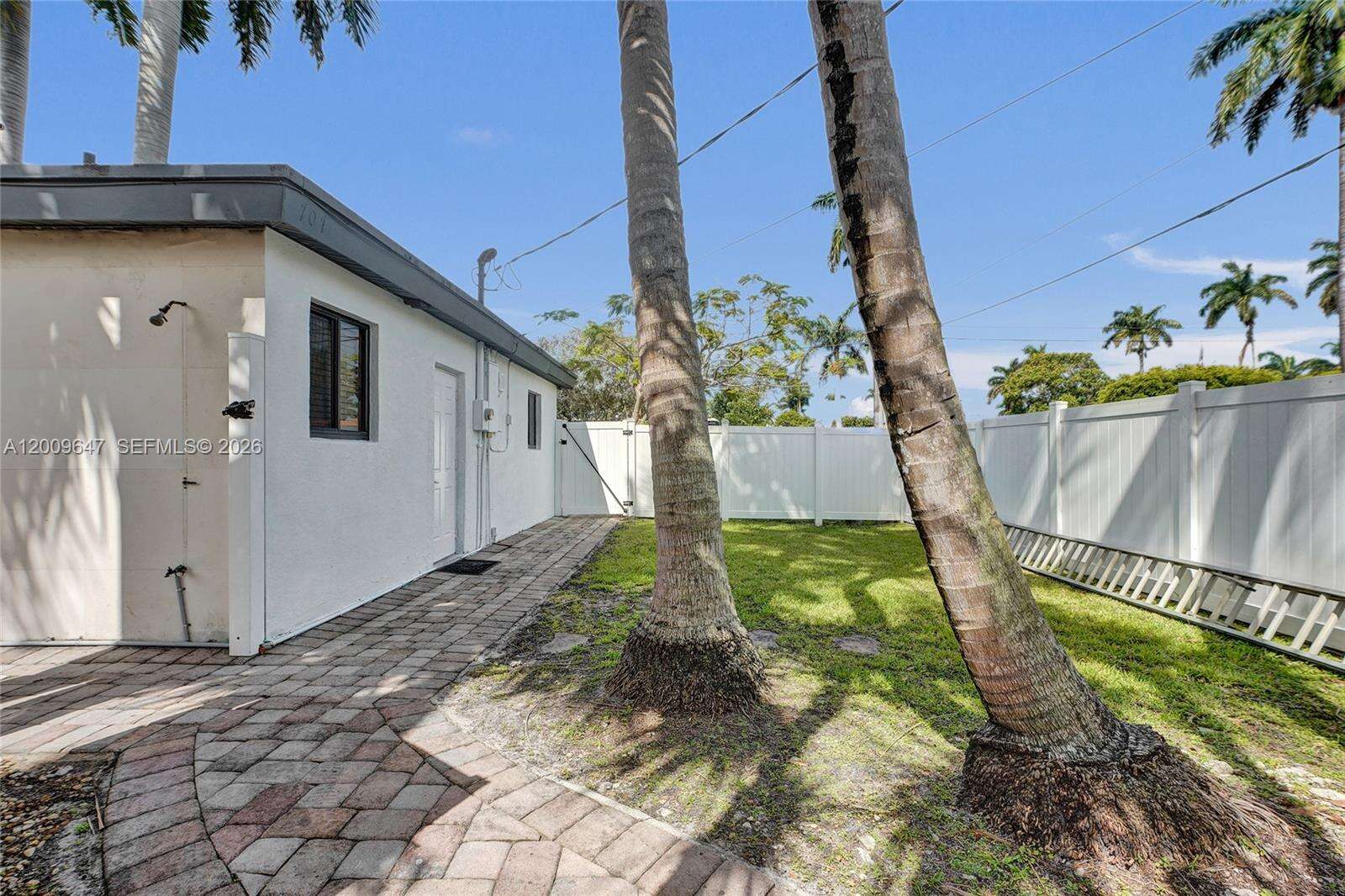 707 13 Avenue, Hollywood, FL 33019 | Picture 30