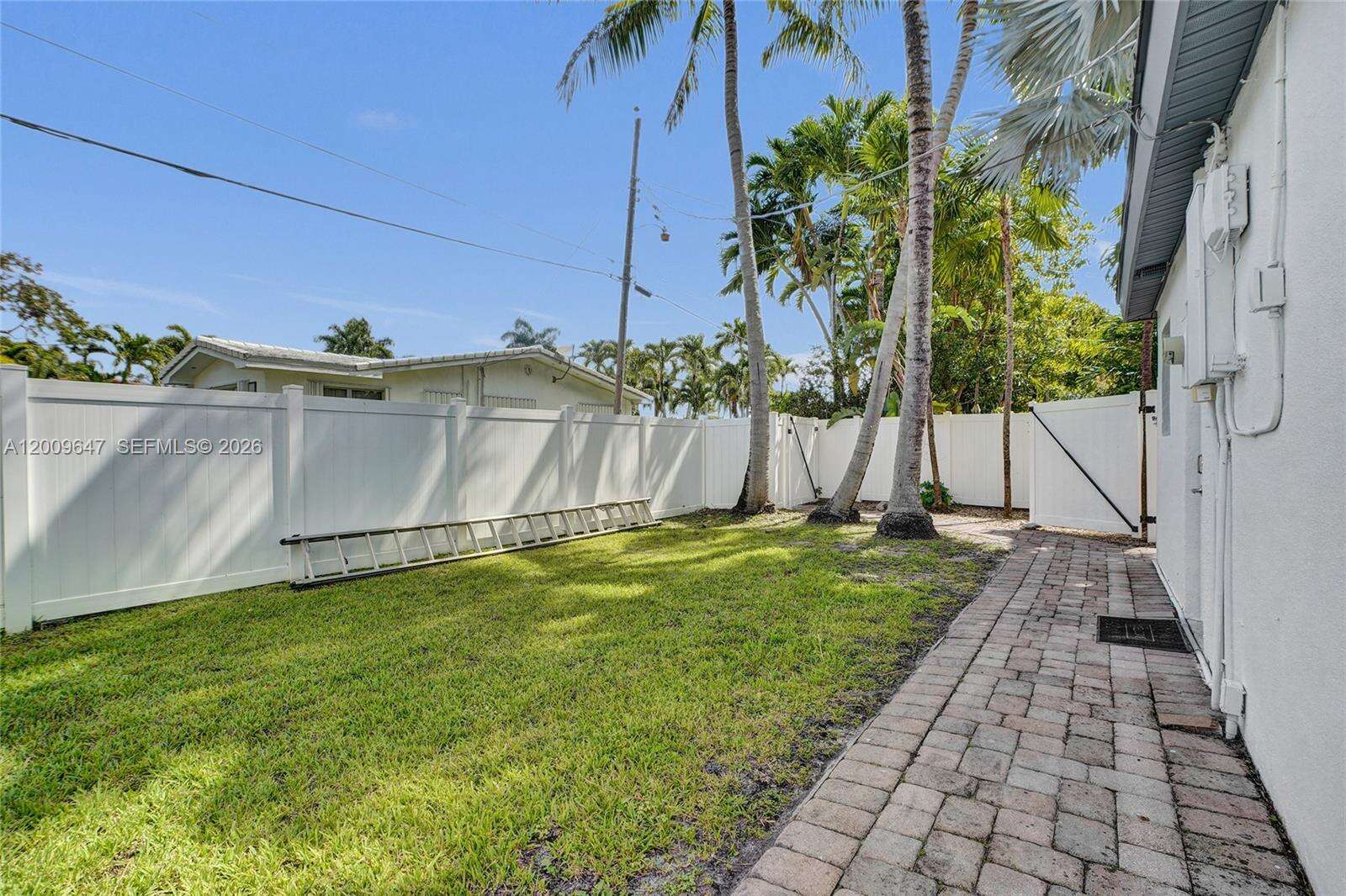 707 13 Avenue, Hollywood, FL 33019 | Picture 31