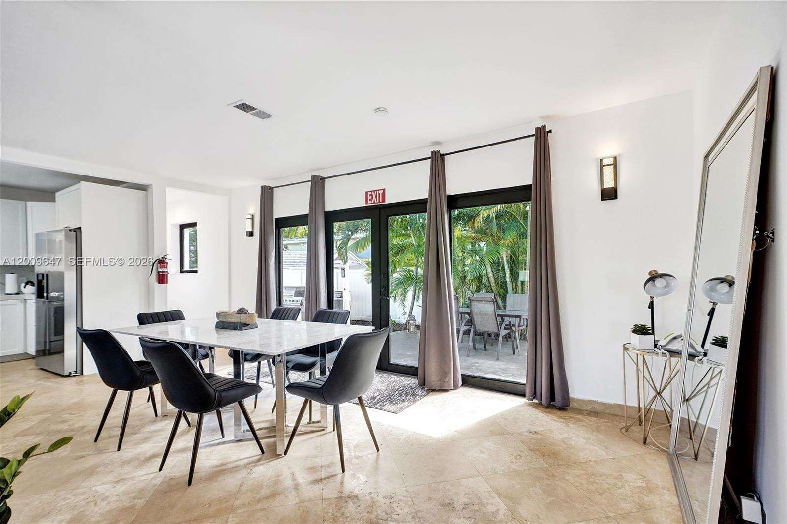 707 13 Avenue, Hollywood, FL 33019 | Picture 7