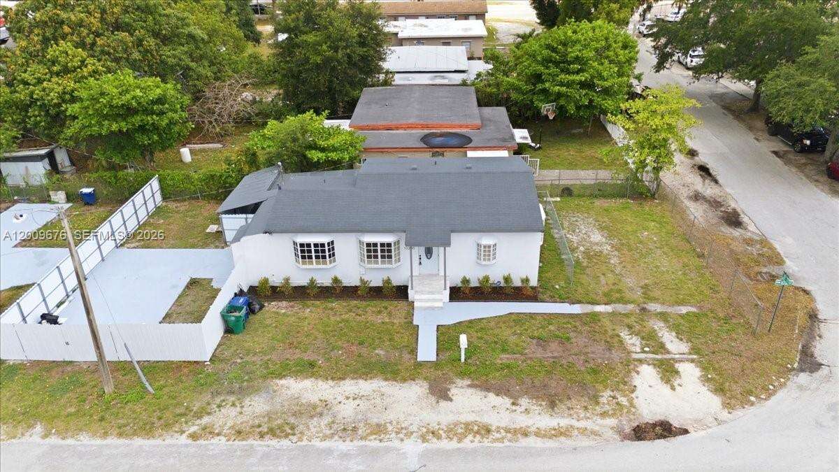 10200 21st Ct, Miami, FL 33147 - For Sale photo 1