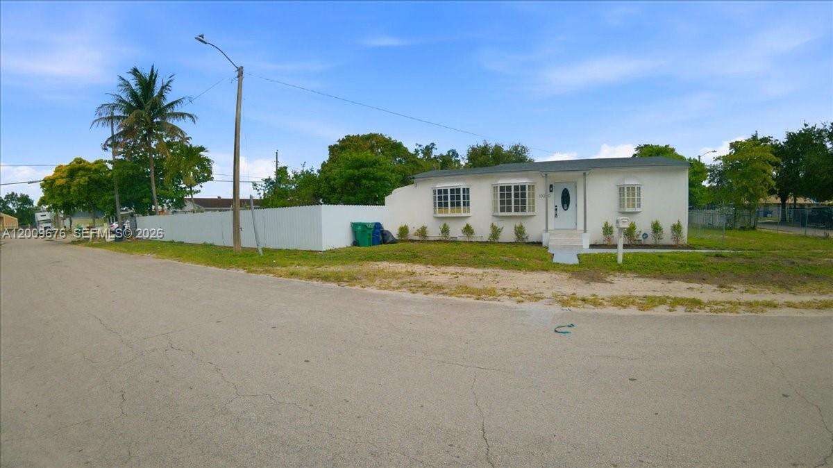 10200 21st Ct, Miami, FL 33147 - For Sale photo 4