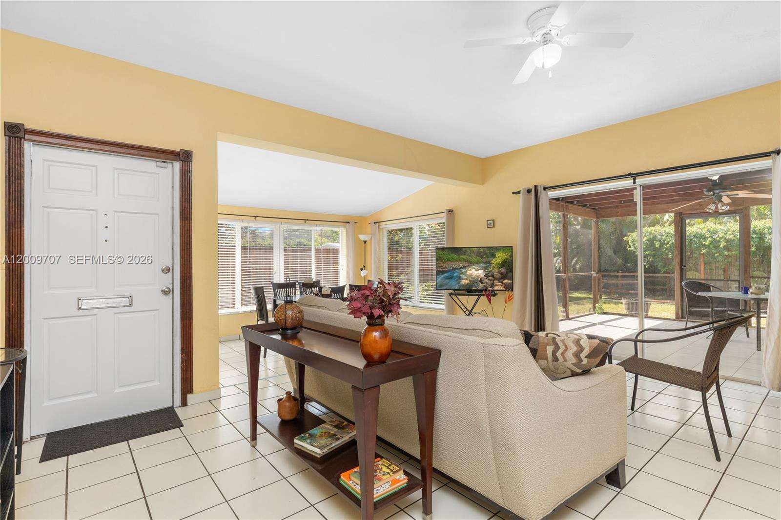 906 5th St, Hallandale Beach, FL 33009 | Picture 11