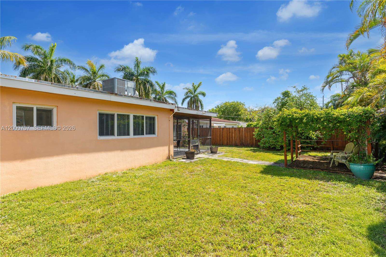 906 5th St, Hallandale Beach, FL 33009 | Picture 5