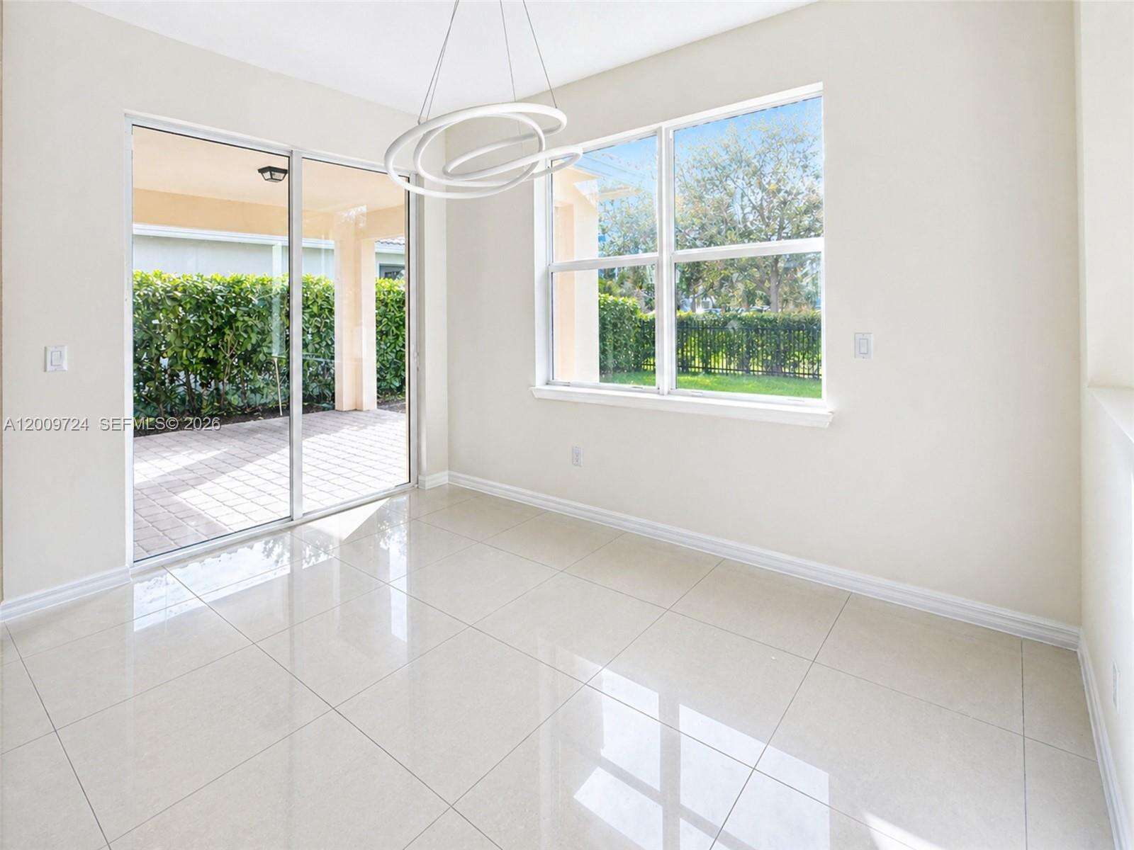 4352 Large Leaf Ln, Hollywood, FL 33021 - For Sale photo 12