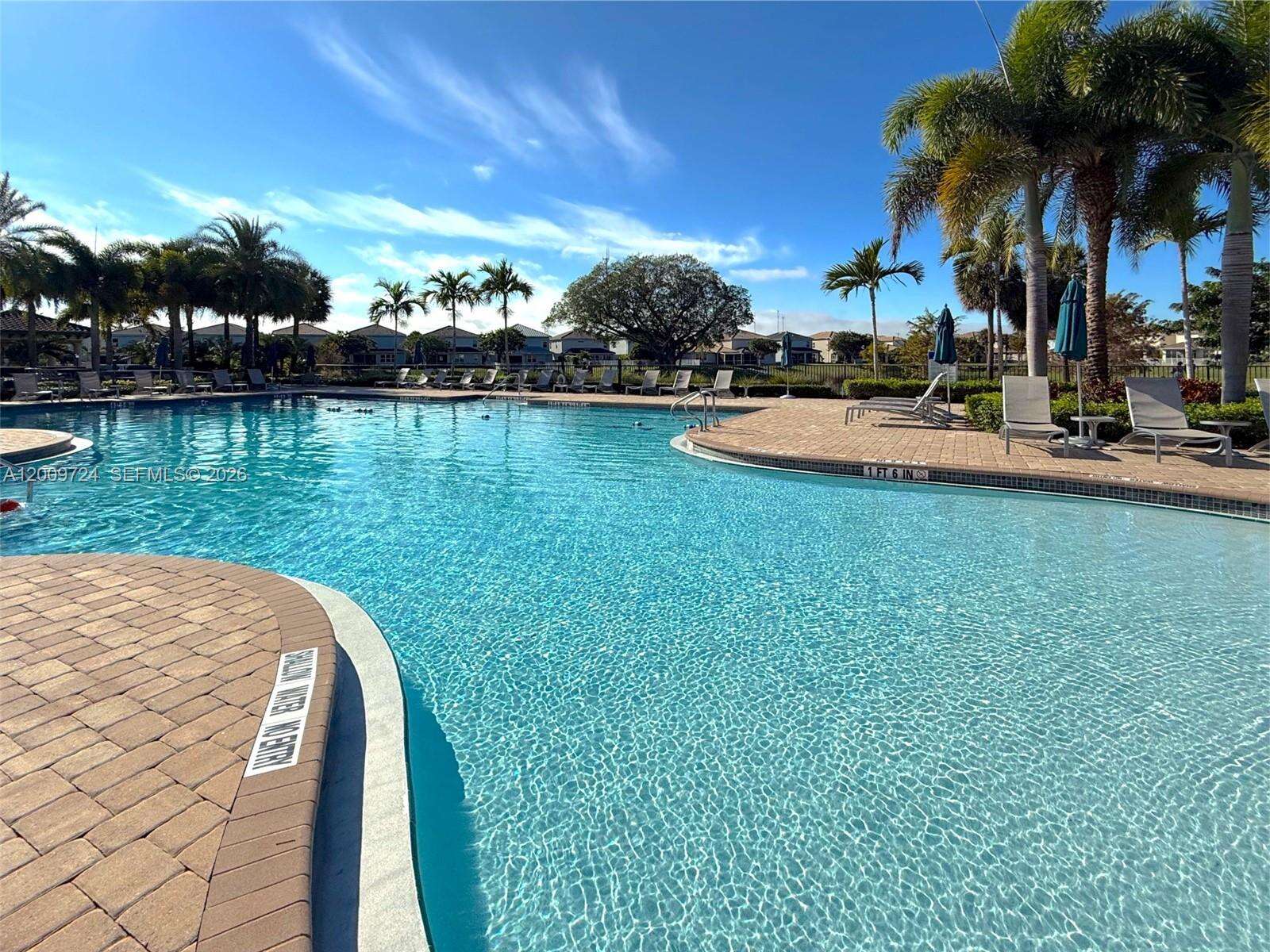 4352 Large Leaf Ln, Hollywood, FL 33021 - For Sale photo 35