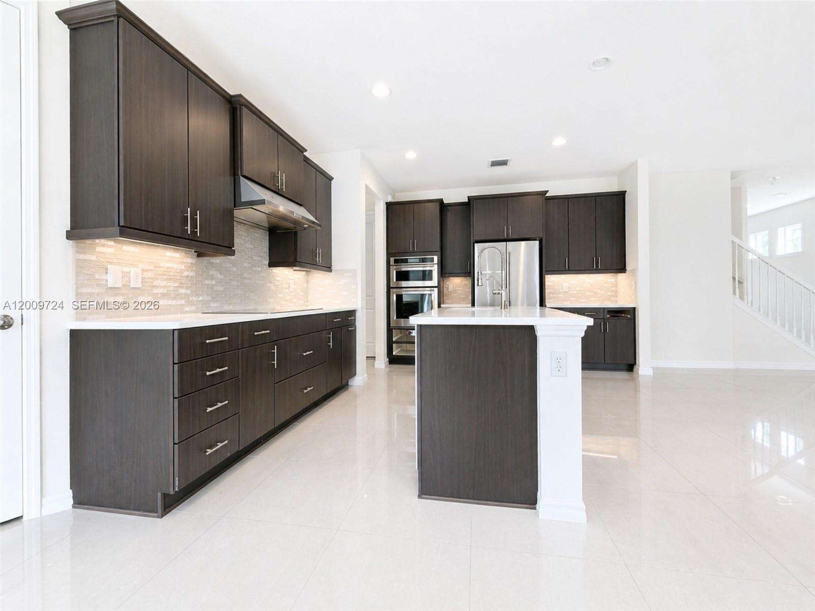 4352 Large Leaf Ln, Hollywood, FL 33021 - For Sale photo 9