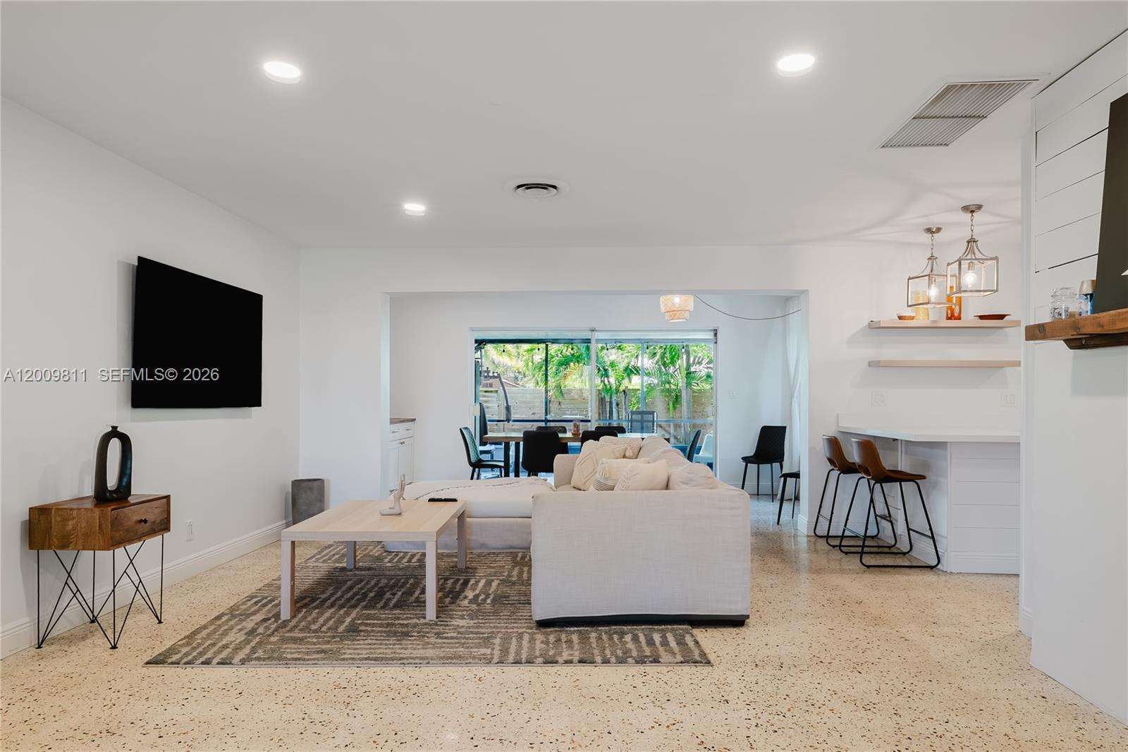 1106 13th Ct, Hollywood, FL 33019 - For Sale photo 11