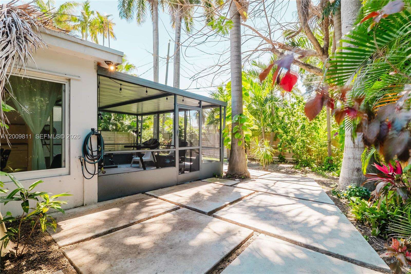 1106 13th Ct, Hollywood, FL 33019 - For Sale photo 22
