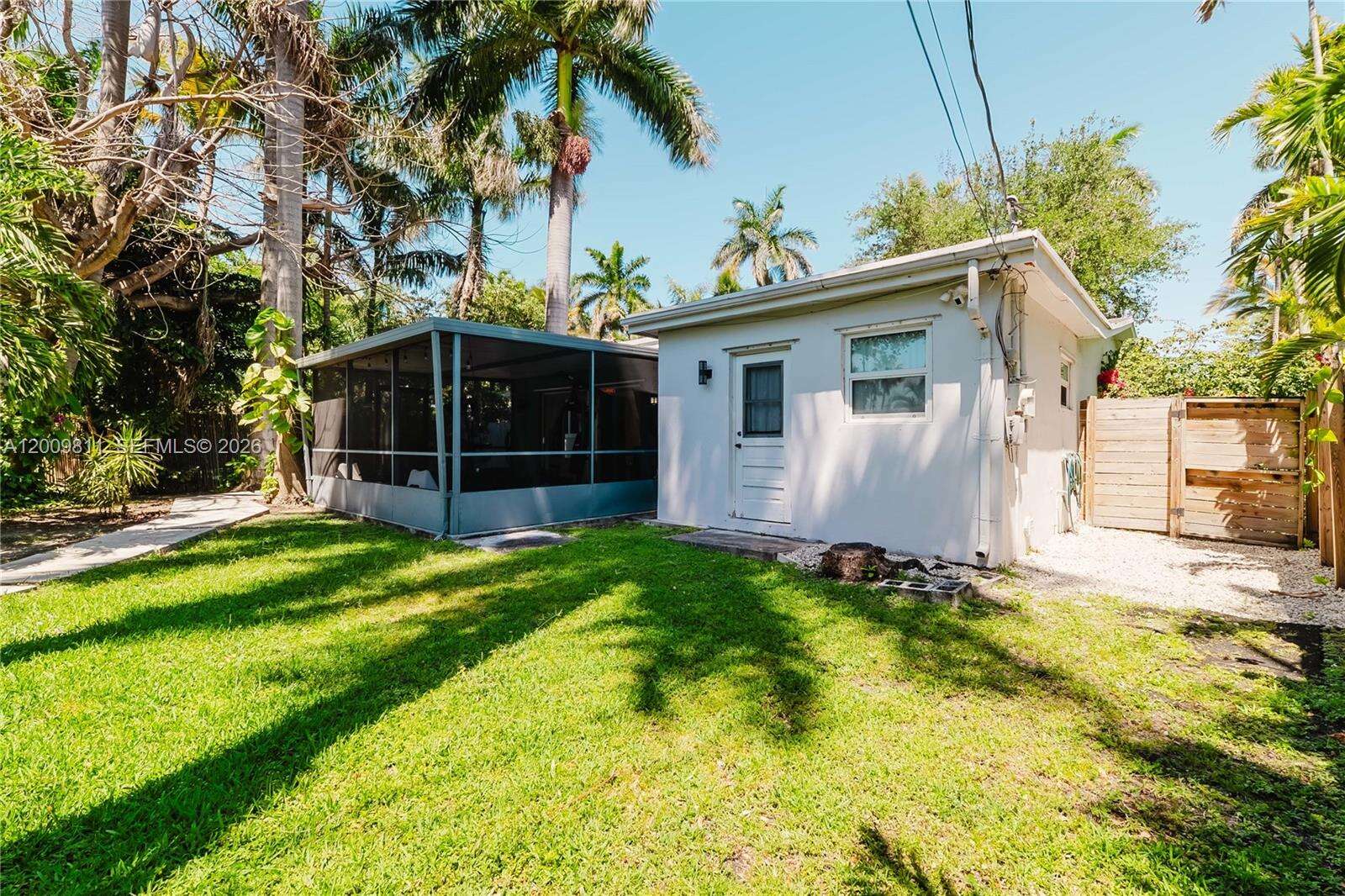 1106 13th Ct, Hollywood, FL 33019 - For Sale photo 31