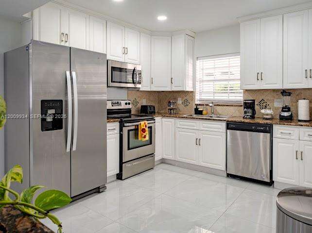 1435 Grant St, Hollywood, FL 33020 | Picture 30