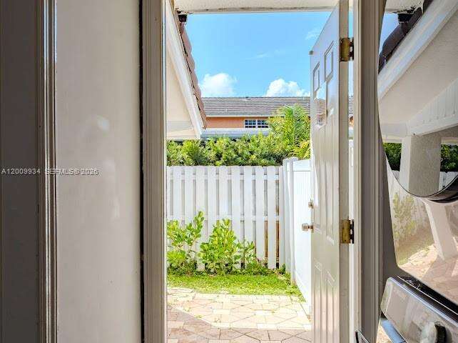 1435 Grant St, Hollywood, FL 33020 | Picture 33