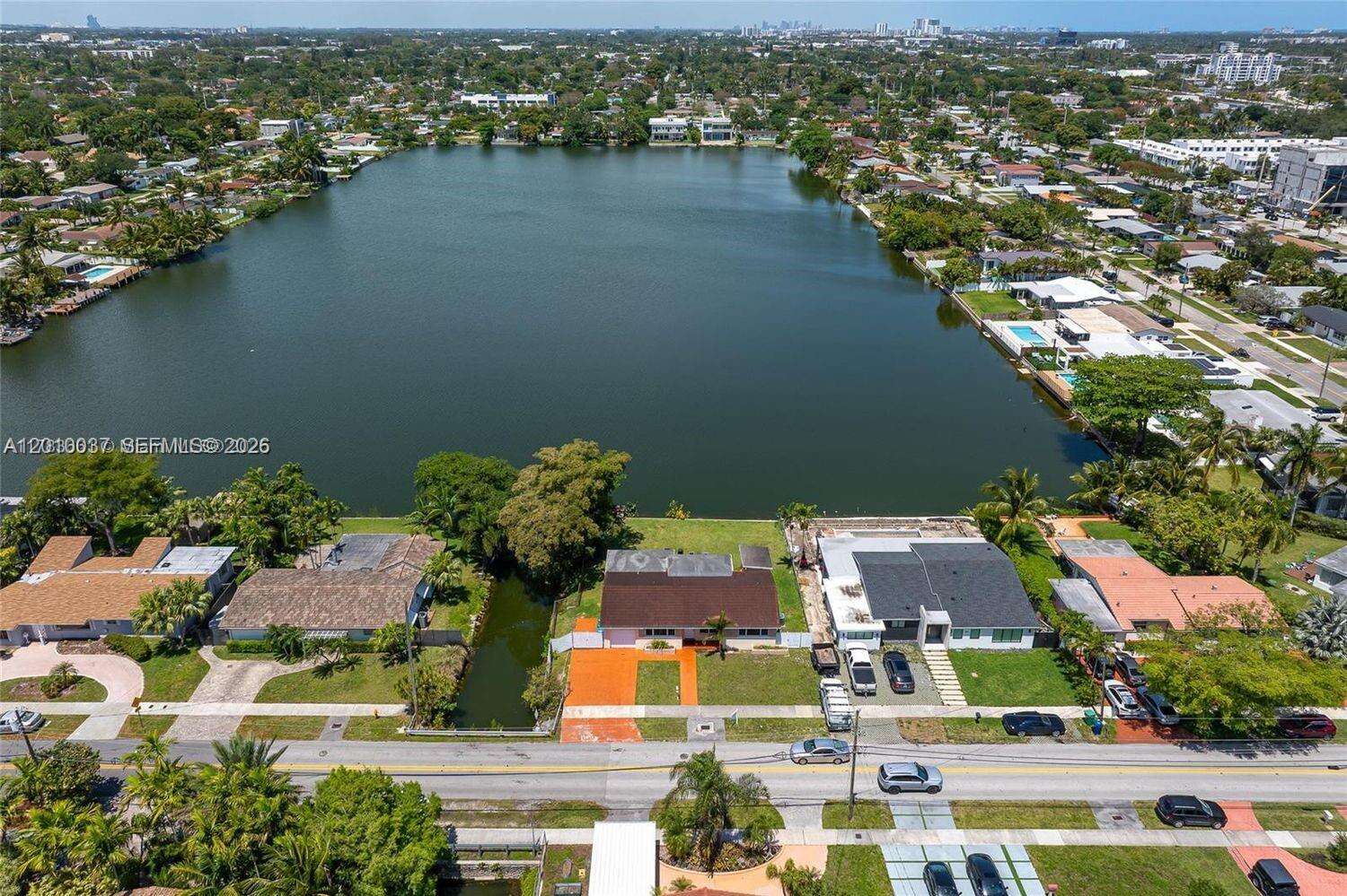 2501 209th Ter, Miami, FL 33180 | Picture 1