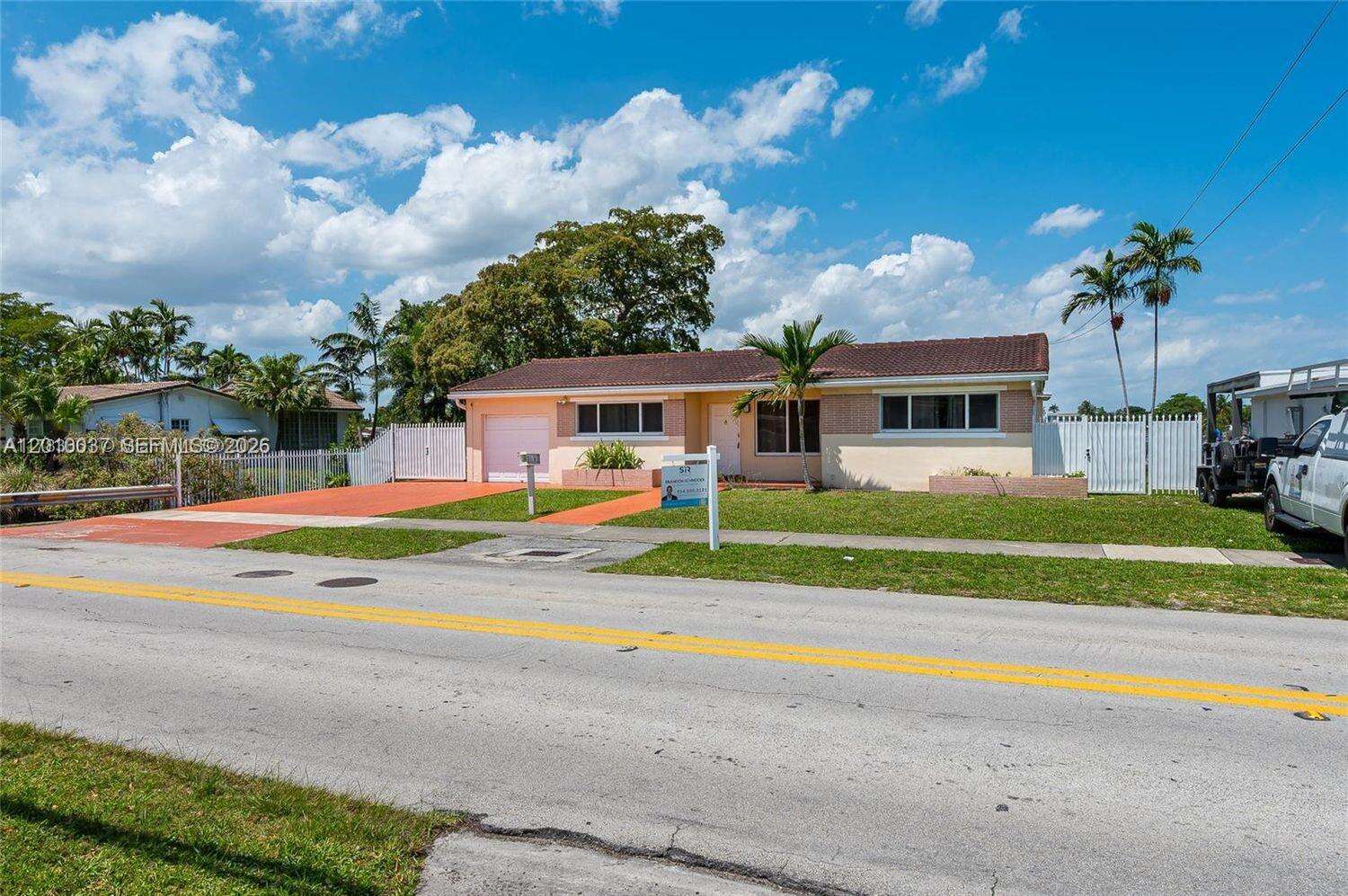 2501 209th Ter, Miami, FL 33180 | Picture 30