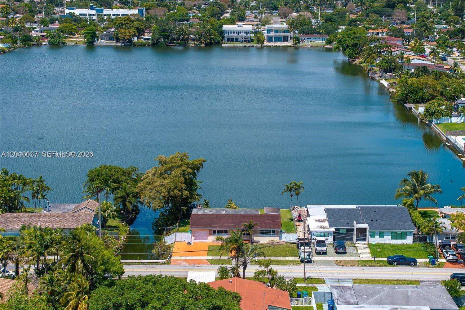 2501 209th Ter, Miami, FL 33180 | Picture 33