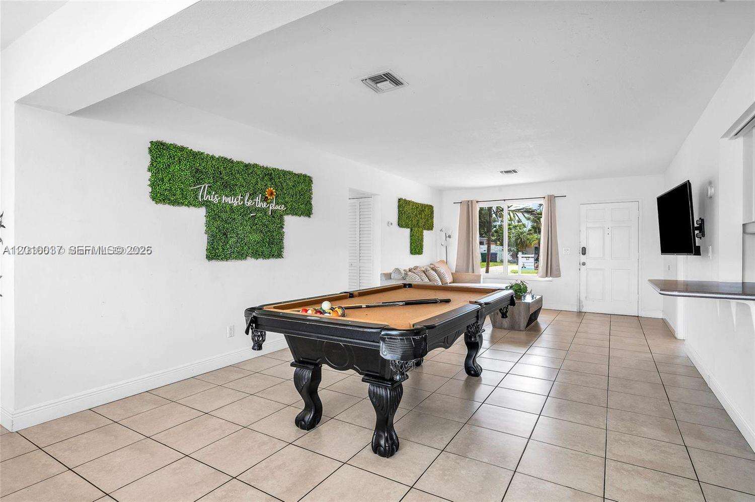 2501 209th Ter, Miami, FL 33180 | Picture 8