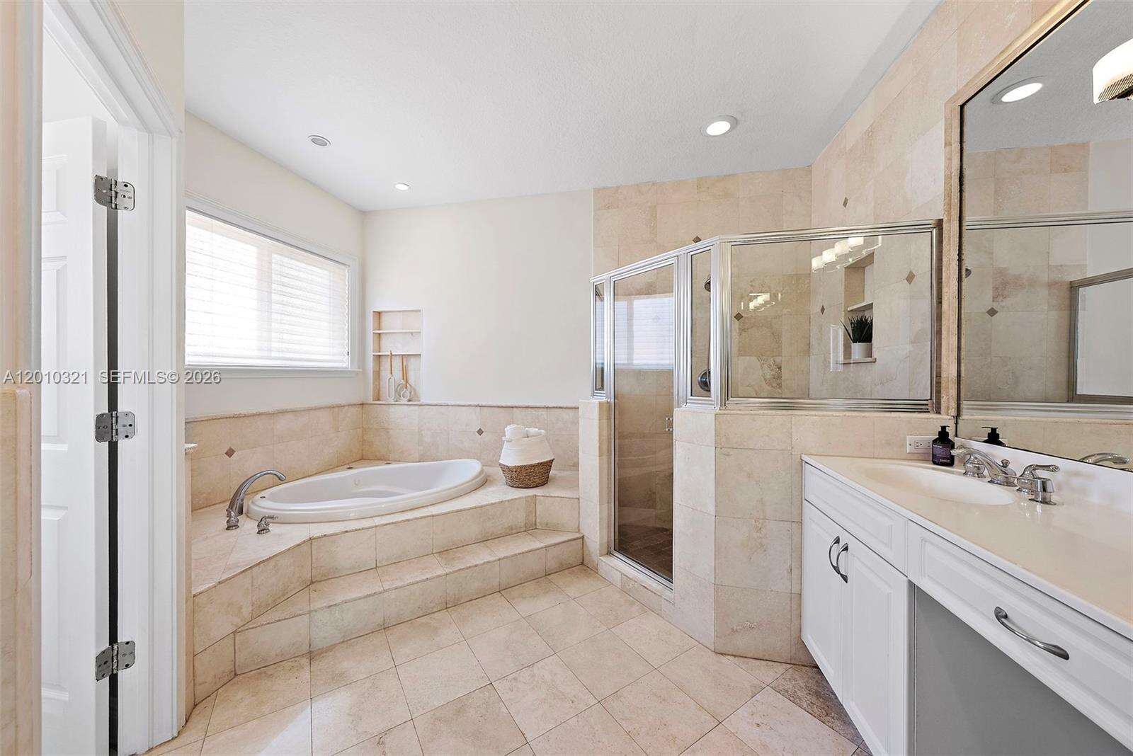 3200 Percival Ave, Miami, FL 33133 | Picture 15