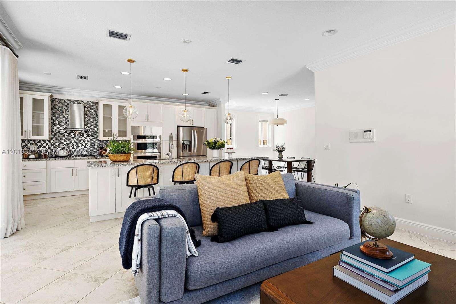 3200 Percival Ave, Miami, FL 33133 | Picture 9