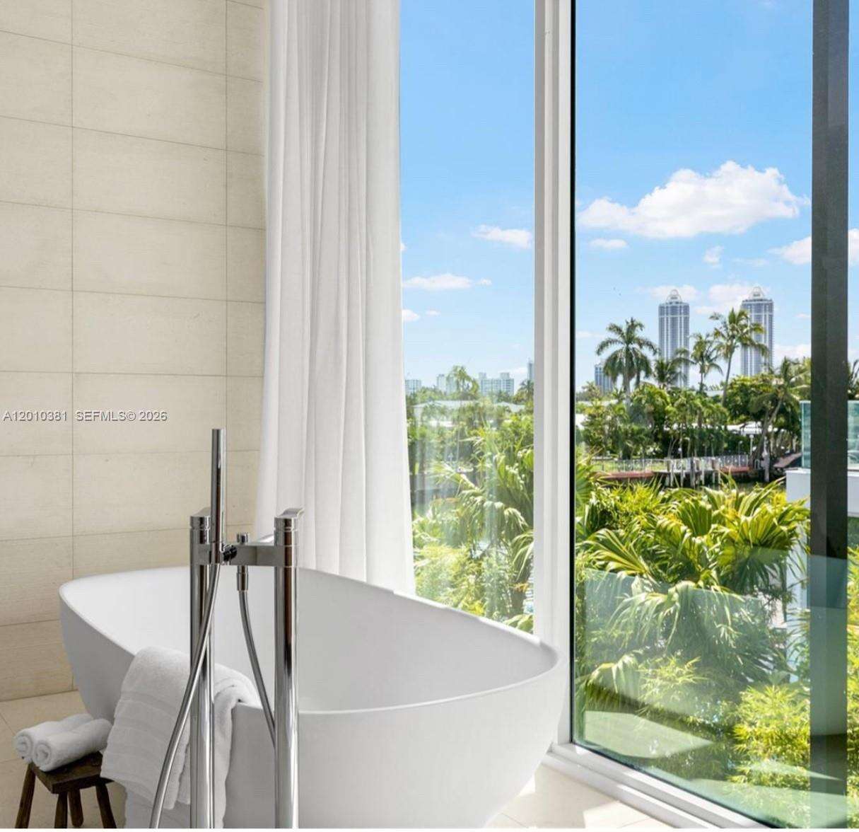 1081 48th St, Miami Beach, FL 33140 | Picture 10